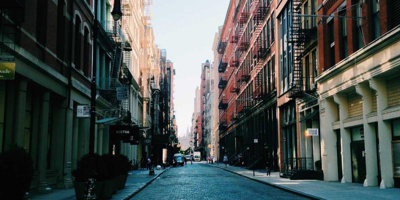 广西石材艺术新浪潮：从传统雕刻到当代艺术品加工的转型与创新